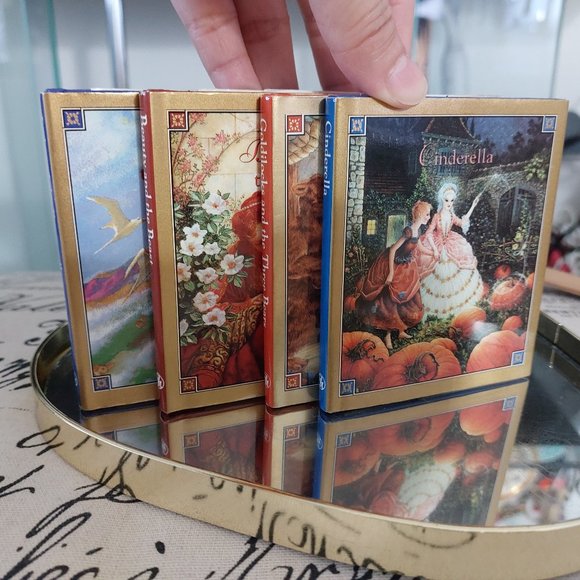 Mini Fairy Tales Kids Books Perfect For Moms On The Go Traveling Kids Companions - Picture 1 of 6